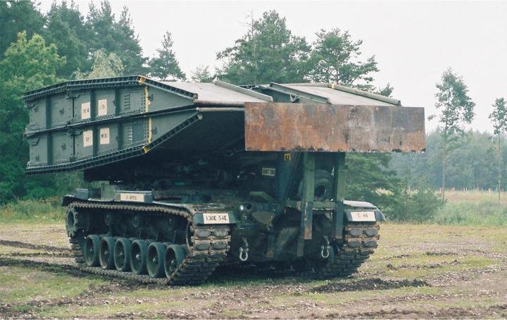 Immagine prodotto 1:35 M60 AVLB (Arm.Vehic.Launch.Bridge)