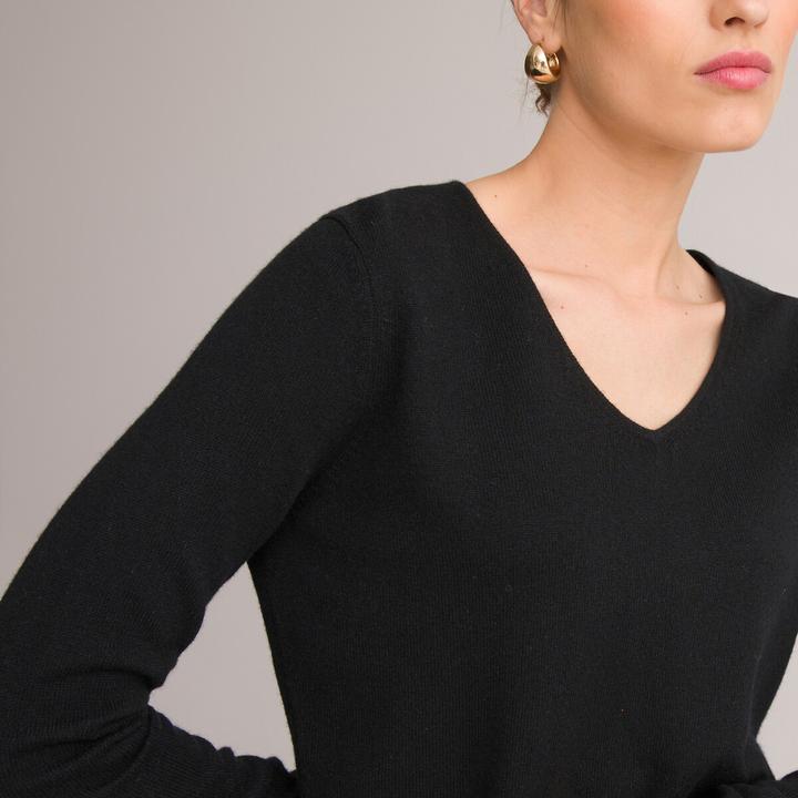 Actual product image Anne Weyburn V jumper (W36/L38)