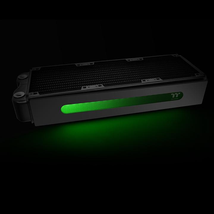 Produktbild Thermaltake Pacific Rad Plus LED Radiator Panel