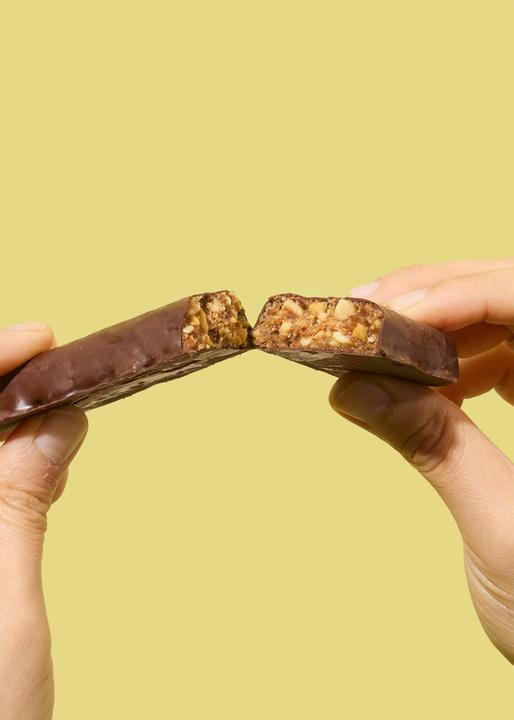 Actual product image KoRo Organic peanut bar with chocolate coating (1 pcs., 600 g)
