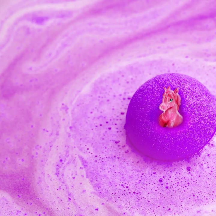Produktbild Zimpli Kids Zimpli Baff Bombz Überraschung mit sammelbarer Einhornfigur, Badebomben-Spielzeug