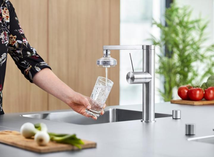 Actual product image DrinkPure Drinking water filter with wall bracket M22 / M24