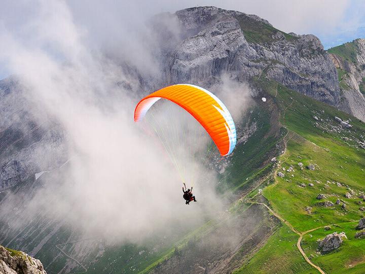Actual product image Smartbox YOLO! Outdoor sports adventure in Switzerland for 1 or 2 people (2 pers.)