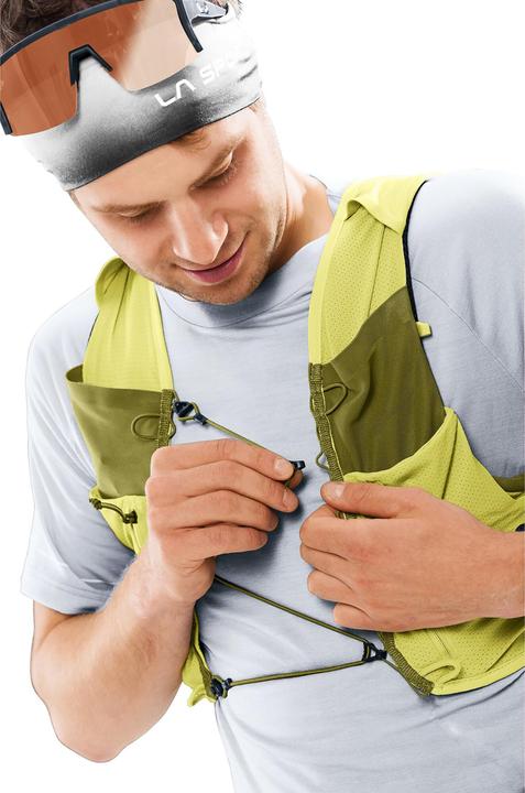 Actual product image Deuter Traick 9 (9 l)