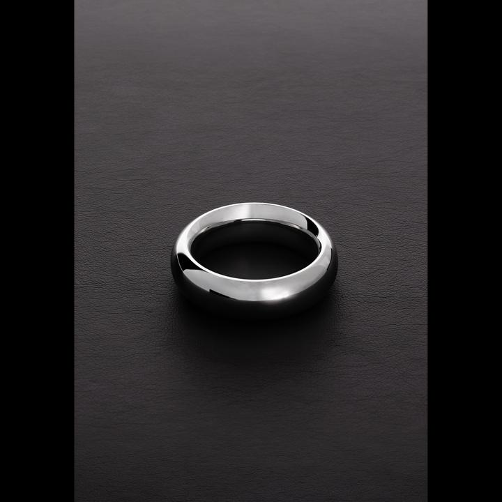 Actual product image Triune Donut C-Ring (15x8x35mm) Stainless Steel (5.10 cm)