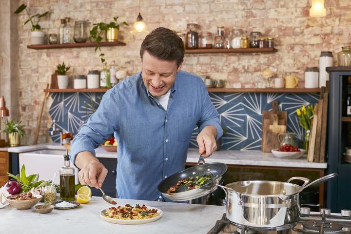 Actual product image Tefal Jamie Oliver Cook Smart pan set (24/28 cm) (28 cm, Pan set + pot set, Frying pan, Stainless steel)