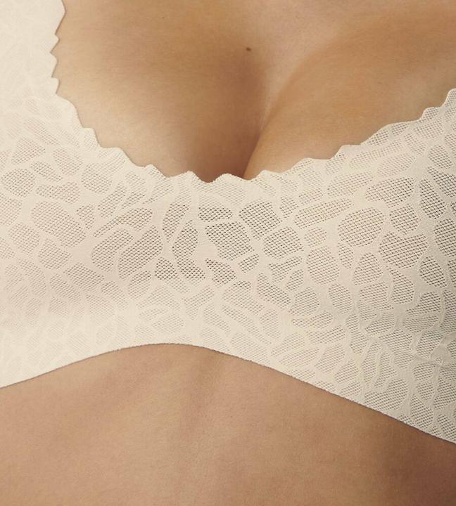 Image du produit Sloggi Bustier Sportif Stretch ZERO FEEL LACE 2.0 BRALETTE - 14905 (XS, Une unité par pack)