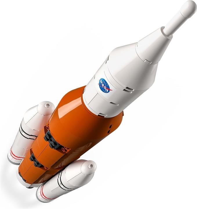 Actual product image LEGO Space Centre (60351, LEGO City, LEGO Rare Sets)