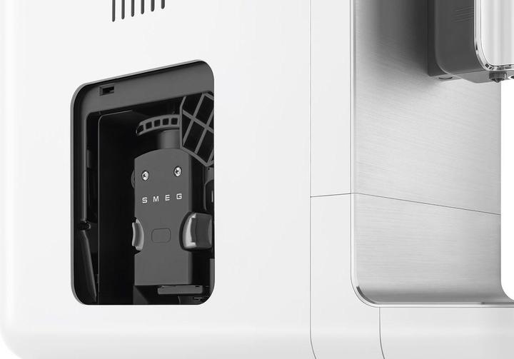 Actual product image Smeg BCC12WHMEU