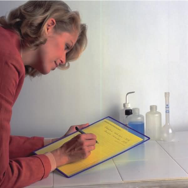 Image du produit Tarifold Porte-feuille de contrôle PVC avec cadre en fil de fer gainé de plastique bleu DIN A4 oeillets