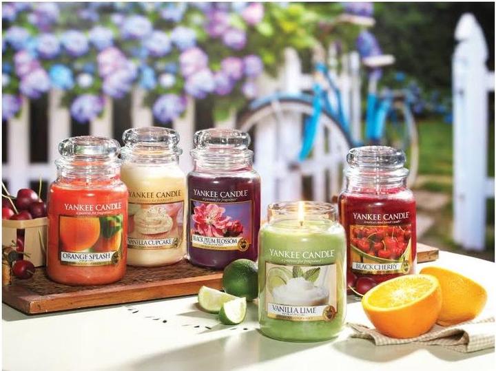 Actual product image Yankee Candle Vanilla Lime (411 g)