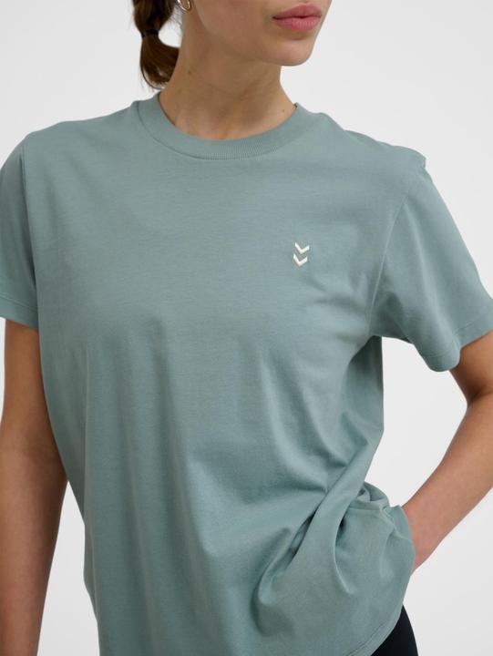 Actual product image hummel hmlPULSE W T-SHIRT (S)