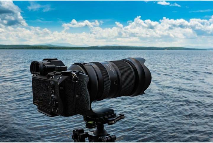 Actual product image Tamron AF 50-400mm F/4.5-6.3 Di III VC VXD (Sony E, APS-C / DX, full size)