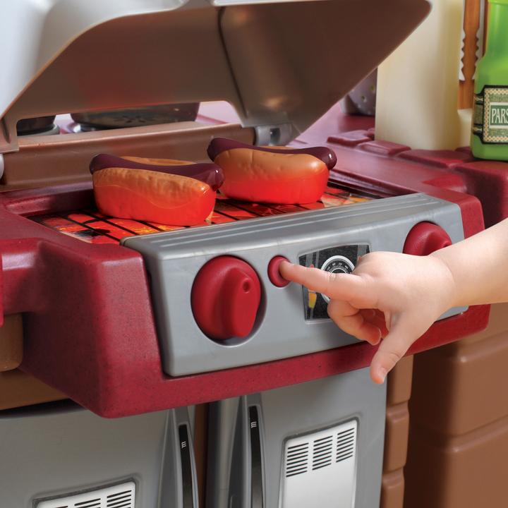 Actual product image Step2 Grand Walk-In Kitchen & Grill