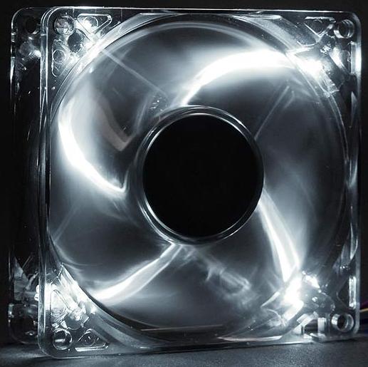 Produktbild Revoltec LED Fan (80 mm)