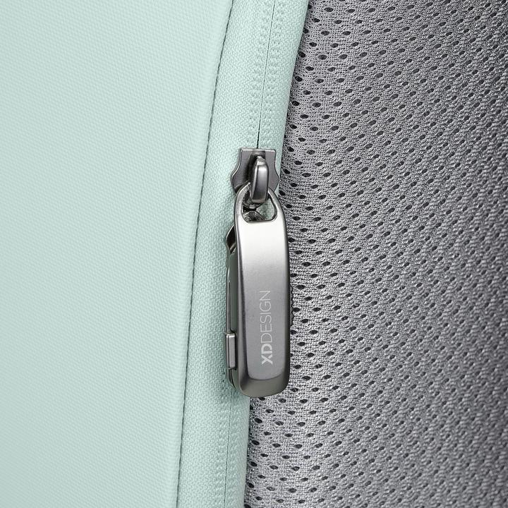 Actual product image XD Design ANTI-THEFT BACKPACK BOBBY EDGE MINT P/N: P706.2507 (17 l)
