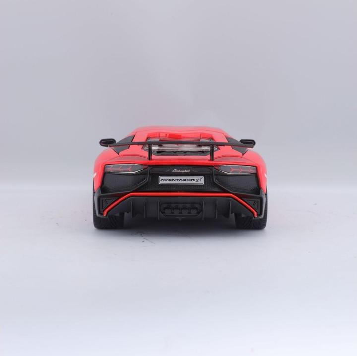 Actual product image Bburago 1:24 Model car Lamborghini Av