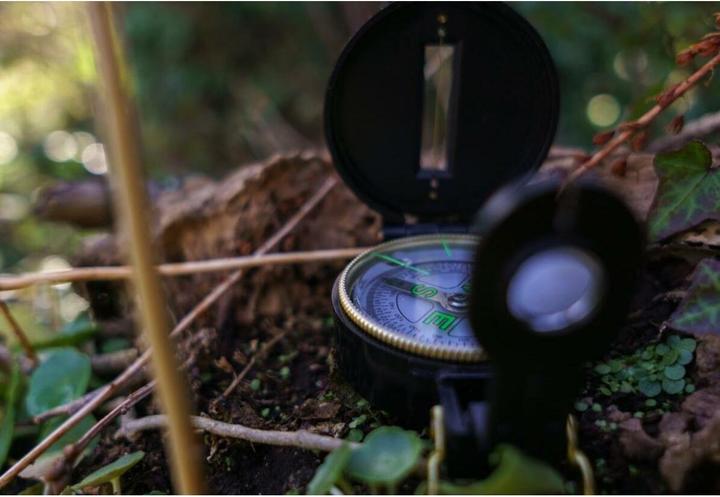 Produktbild Highlander Kompass Lensatic