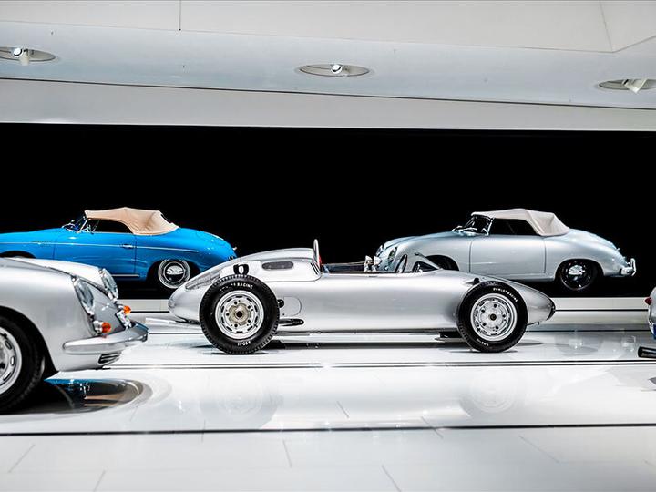 Produktbild Smartbox 1 Übernachtung in Stuttgart mit Eintritt ins Porsche-Museum für 2 Personen (2 Pers.)