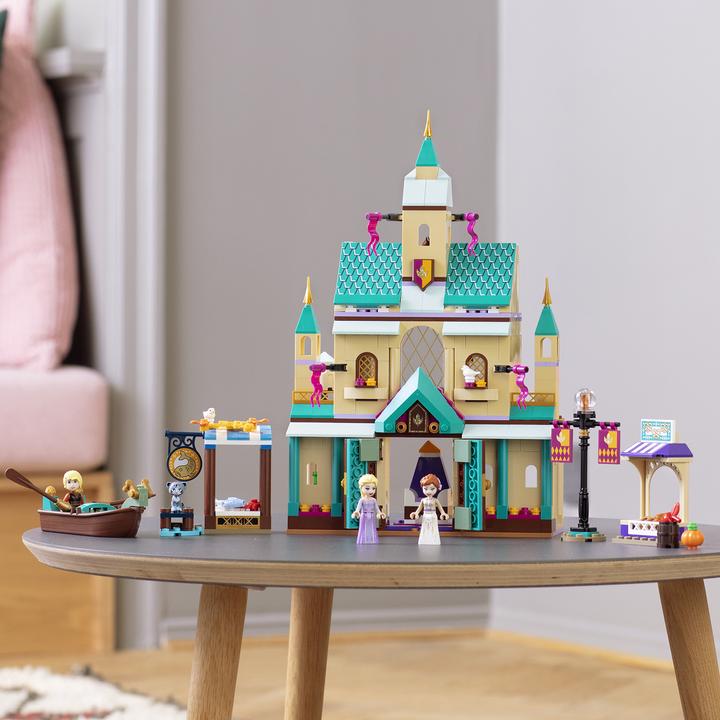 Produktbild LEGO Schloss Arendelle (41167, LEGO Disney)