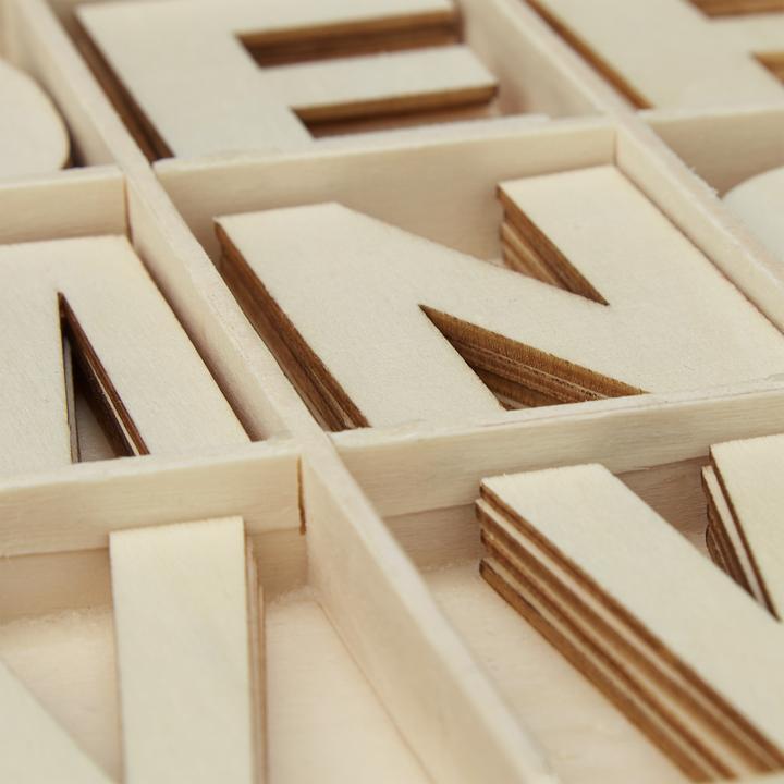 Produktbild Relaxdays Holzbuchstaben Set