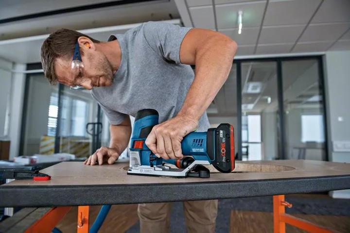 Produktbild Bosch Professional GST 18V-155 SC