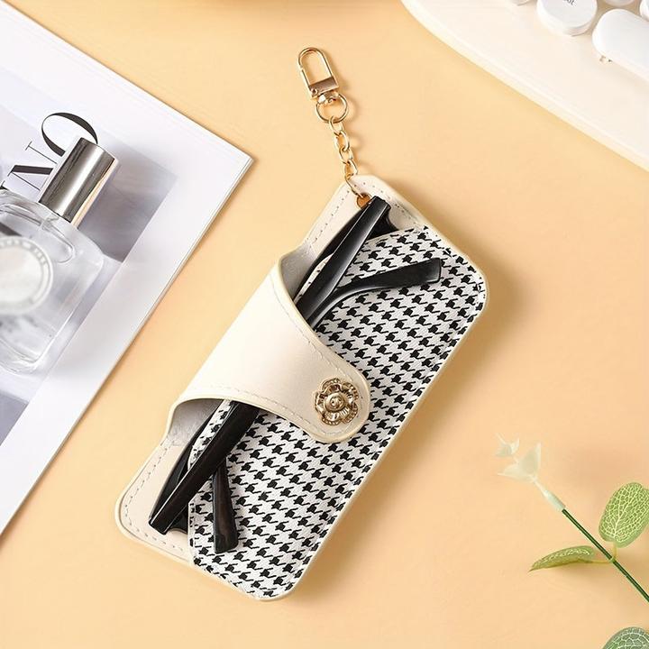 Only-Bags.Store Étui à lunettes simple en cuir PU avec chaîne - design moderne et minimaliste pour la portabilité
