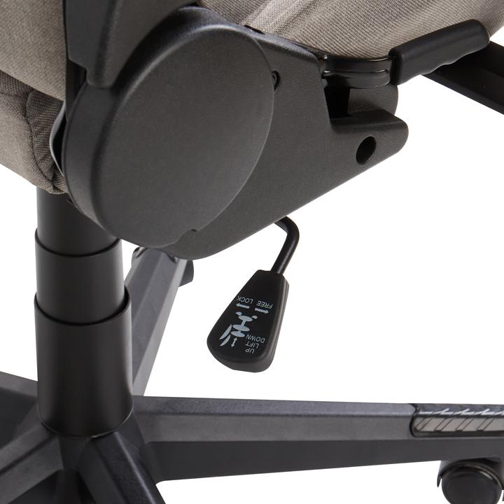 Actual product image Beliani Warrior