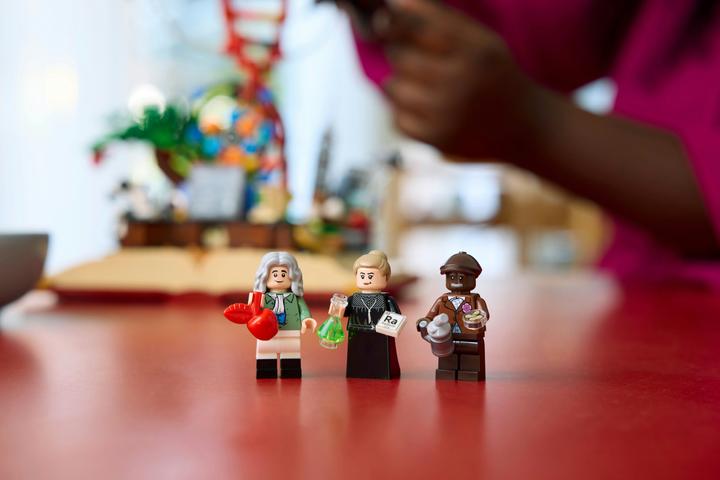 Produktbild LEGO Die Entstehung von MINT (21355, LEGO Ideas, LEGO Seltene Sets)