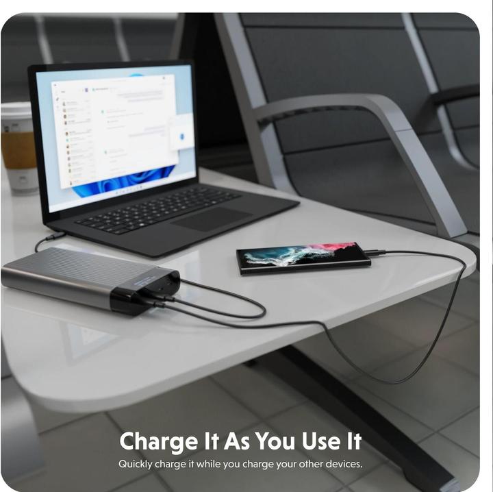 Actual product image HyperJuice Battery Pack (27000 mAh, 245 W, 100 Wh)