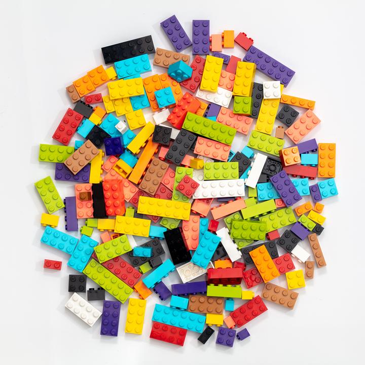 Actual product image LEGO High bricks mixed colours - 1200 gr. - approx. 750 pieces - Colorful basic bricks mix - NEW (LEGO Accessories)
