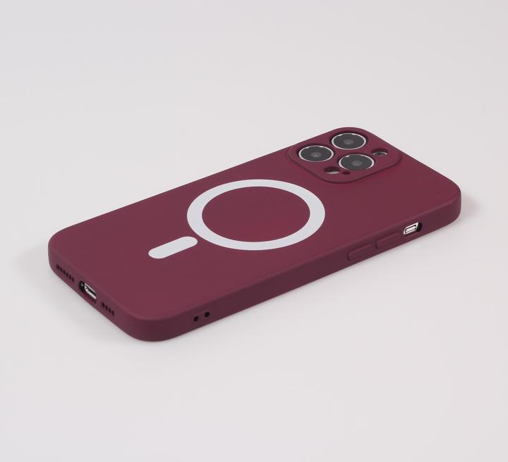 Actual product image PhoneLook Soft shell silicone cover with MagSafe and camera protection Bordeaux (Apple iPhone 13 Pro)