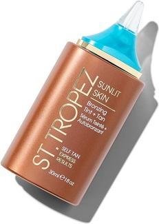 Produktbild St. Tropez - Sunlit Skin Tint + Tan Serum (Selbstbräunungsserum, 30 ml)