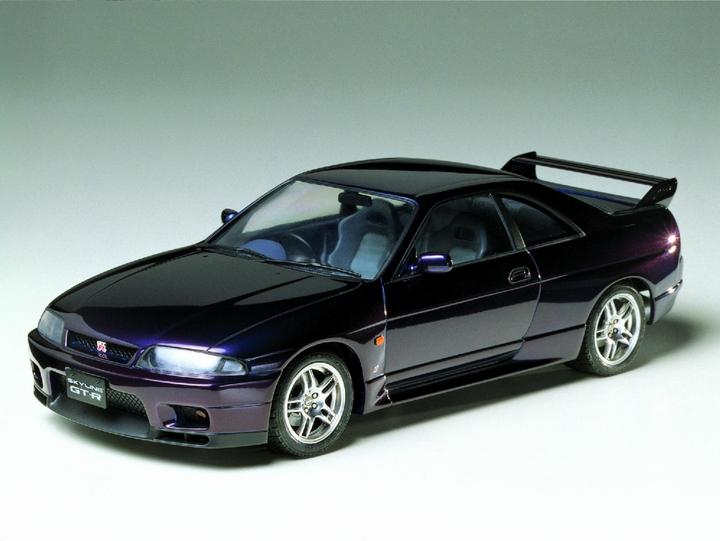 Actual product image Tamiya 1:24 Nissan Skyline GT-R V-Spec