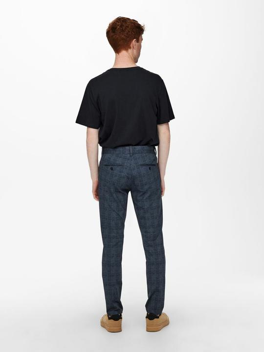 Actual product image Only & Sons Plaid chino (34)