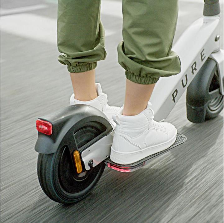 Actual product image Pure Advance Flex (20 km/h, 40 km, 500 W)