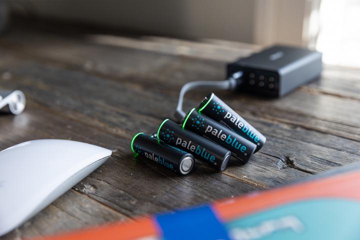 Actual product image Pale Blue AA USB-C (4 pcs., AA, 1700 mAh)