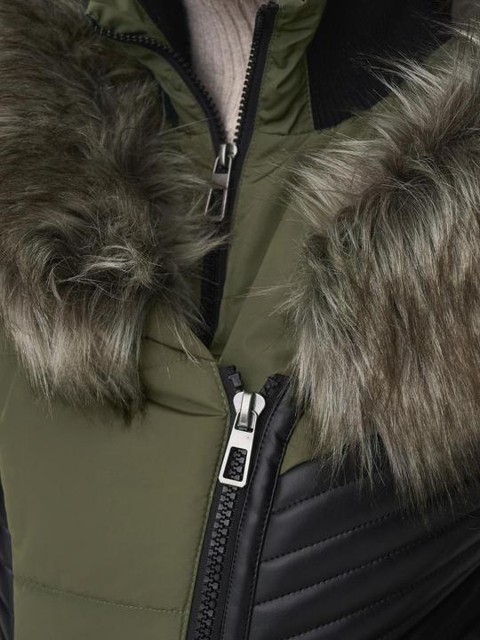 Image du produit Only Manteau à capuche en fourrure (S)