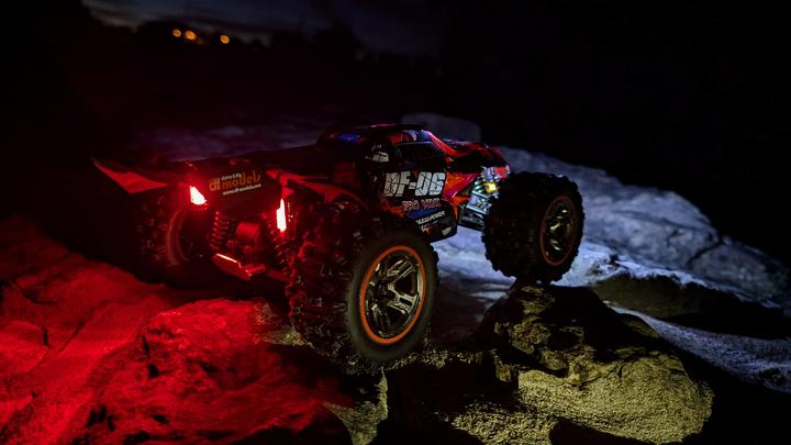 Immagine prodotto DF-Models DF06 Pro Mini (RTR pronto all'uso)