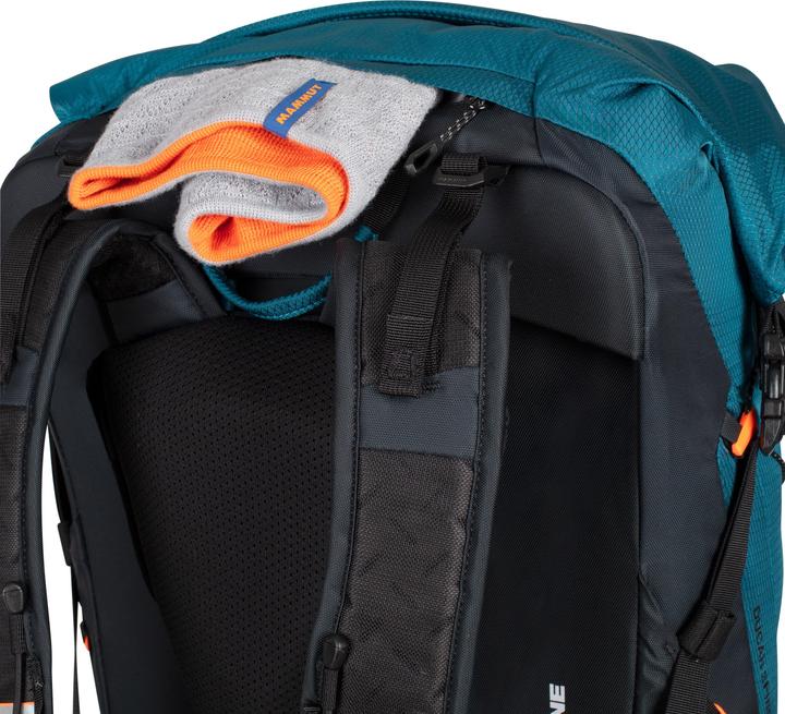 Actual product image Mammut Ducan Spine 28-35 (35 l)