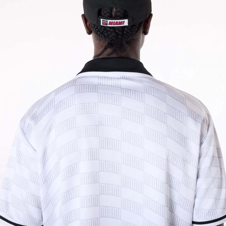 Produktbild New Era Oversized T-Shirt Miami Heat Soccer (S)