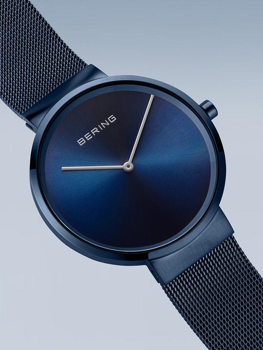 Actual product image Bering Classic (Analogue wristwatch, 39 mm)