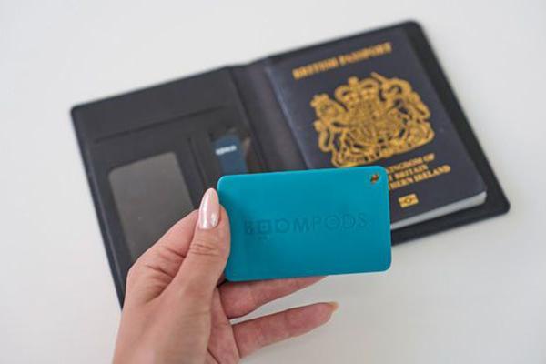 Immagine prodotto Boompods Boomcard ricaricabile blu oceano (3650 h, Batteria ricaricabile)
