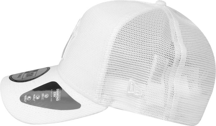 Produktbild New Era Trucker Cap - DIAMOND New York Yankees weiss