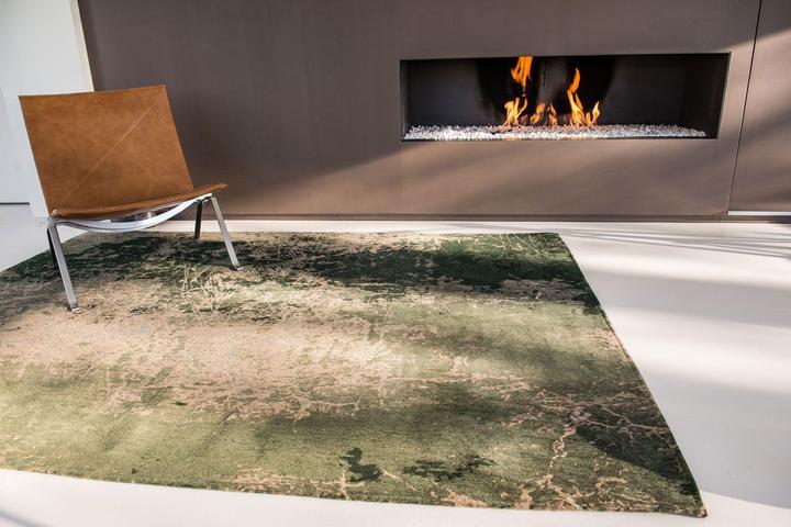 Actual product image Louis de Poortere Mad Men Cracks (80 x 150 cm)