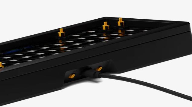Produktbild Glorious GMMK 3 Pro 100 % Custom Gaming-Tastatur - Barebone, ISO-Layout, schwarz (DE, Kabelgebunden)