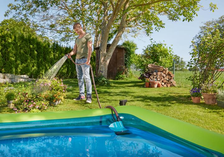 Produktbild Gardena Akku Klarwasser Tauchpumpe (Klarwasserpumpe)