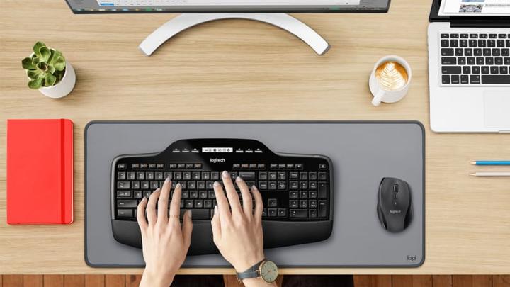 Produktbild Logitech Kabellose Tastatur+Maus MK710 schwarz im Einzelhandel (DE, Kabellos)