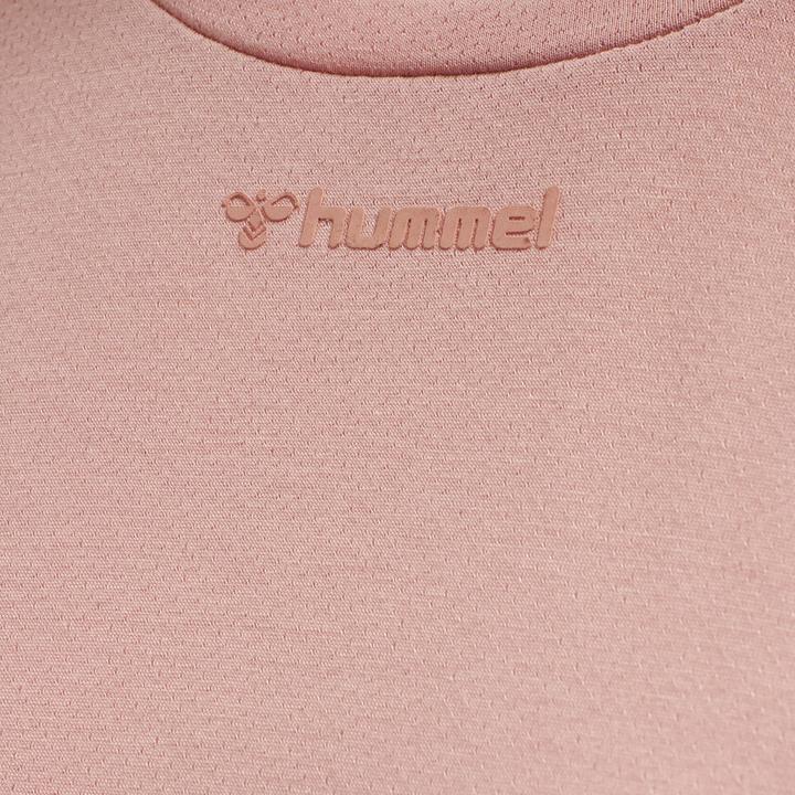Actual product image hummel Mt Vanja T-Shirt (S)