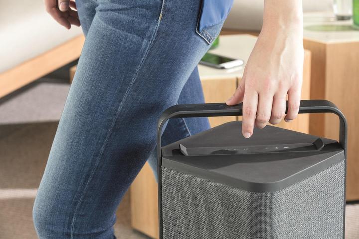 Actual product image Escape P9 (16 h, Rechargeable battery operated)